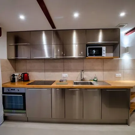 L'industriel - Parking Prive Lägenhet